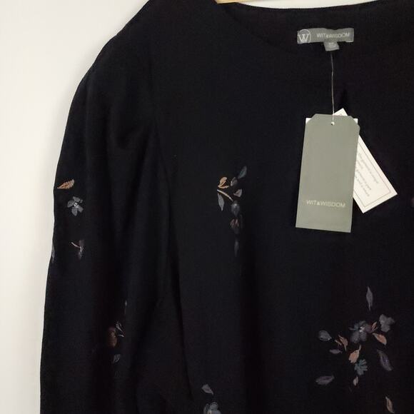 Wit & Wisdom Floral Embroidered Sweatshirt Size 3X Dark Blue Shirred Keyhole - Picture 5 of 14